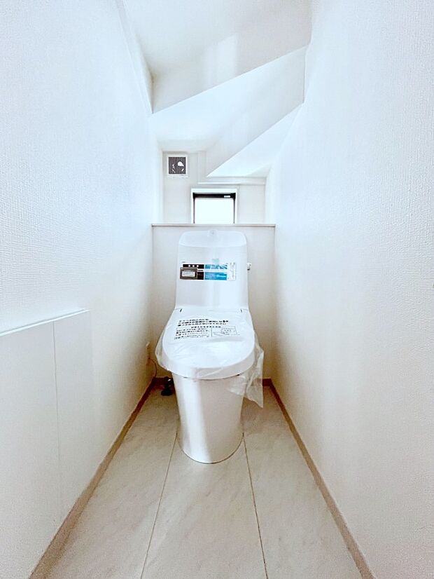 トイレは温水洗浄機能付き