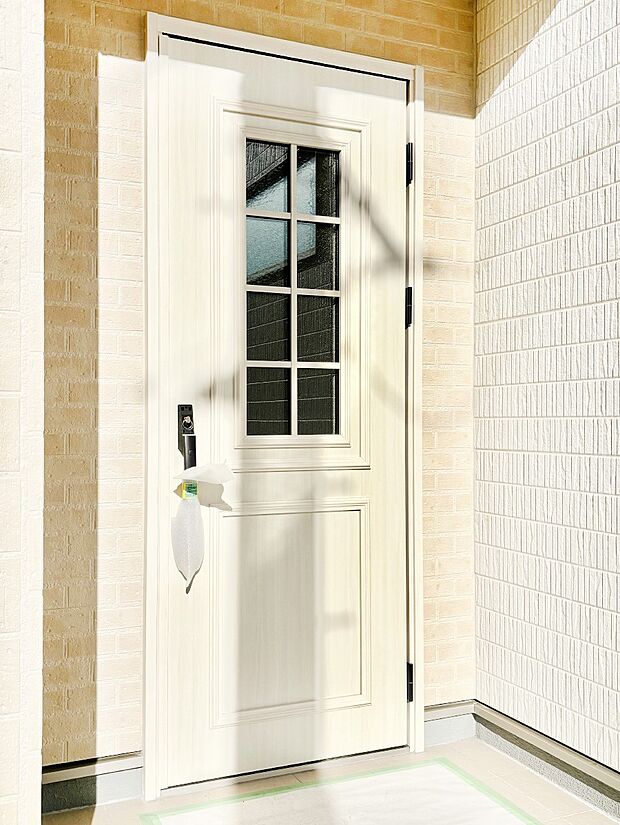 大切な家族、来客を出迎える玄関。