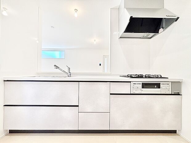 毎日使うキッチンだから、使いやすさ＆お手入れのしやすさにこだわりました。 