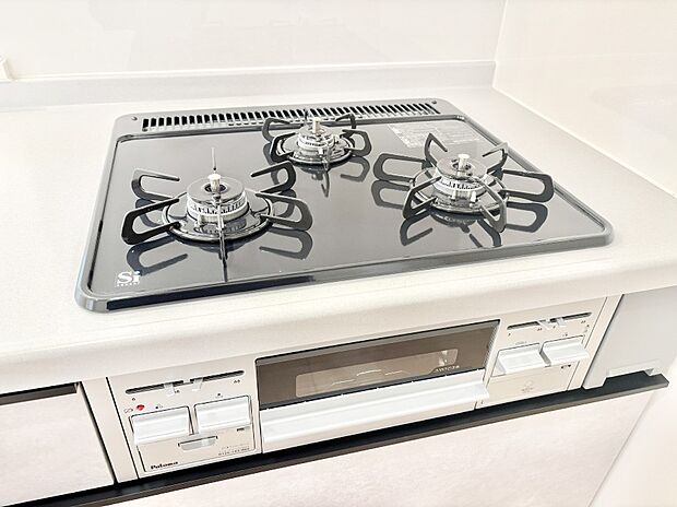 三口ガスコンロでお料理が一気にはかどりそう。