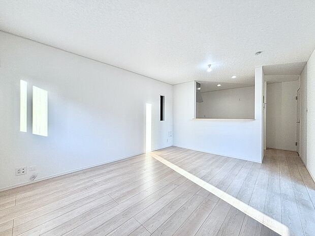 どこにいても家族のつながりを感じられるコミュニケーションリビング。