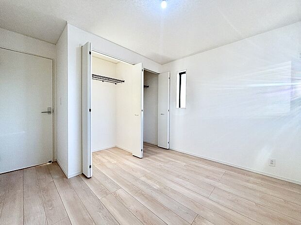 収納が充実しているので、居住スペースを広く使えます。