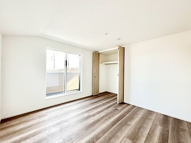 収納が充実しているので居住スペースを広々使えます