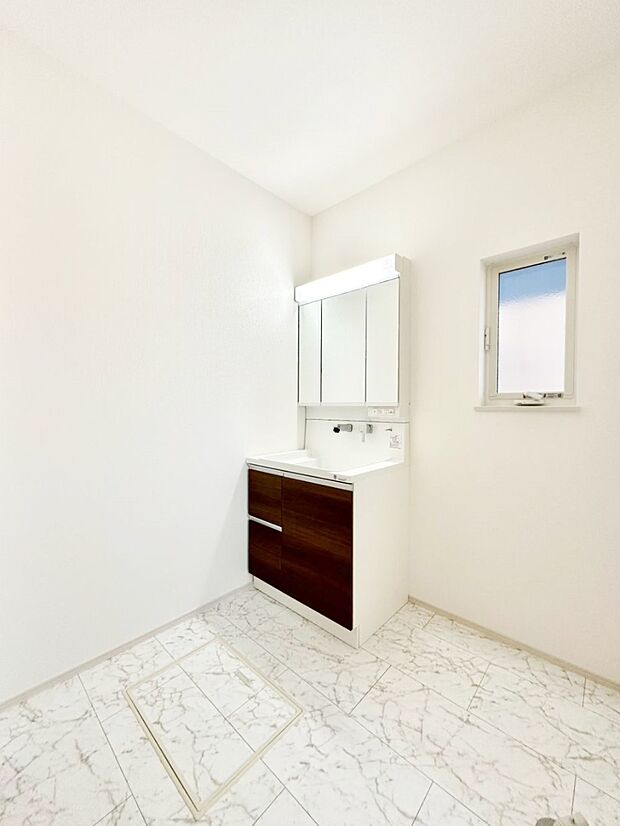 広々とゆとりのあるランドリースペース