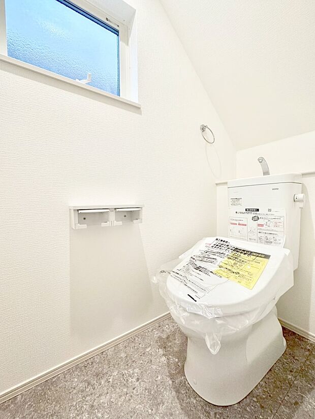 白を基調とした清潔感のある落ち着ける空間