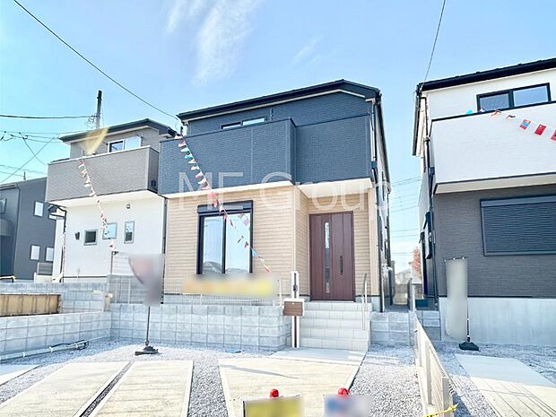 洗練された外観、上質な住空間が広がる室内は永く安心して過ごせる住居です。