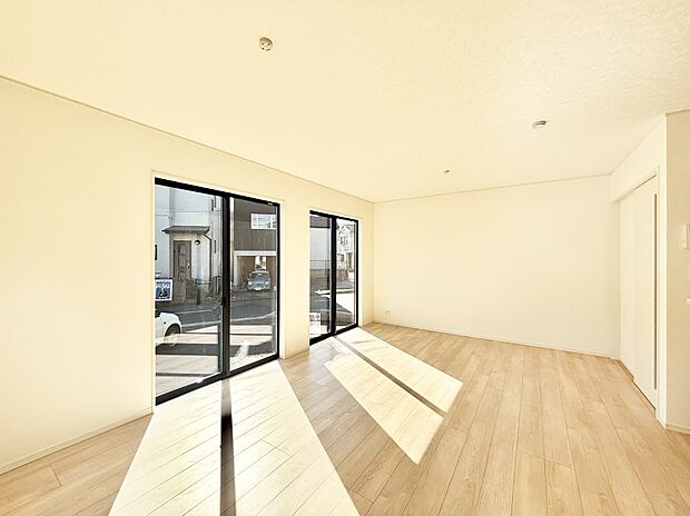 家族の笑顔が自然と生まれてくる、そんな雰囲気のダイニングに仕上がっています 