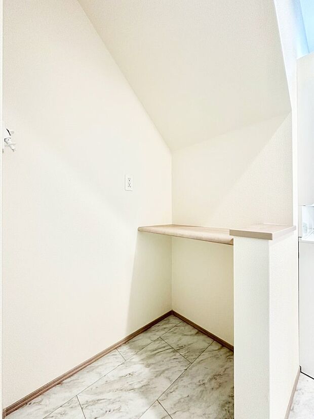 広々とゆとりのあるランドリースペース