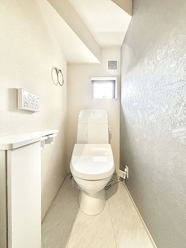 トイレは1階と2階それぞれに配置されていてとても便利です。