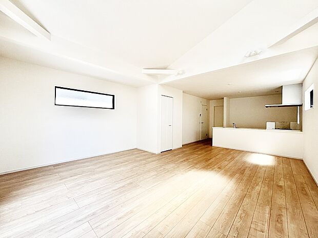 どこにいても家族のつながりを感じられるコミュニケーションリビング。 