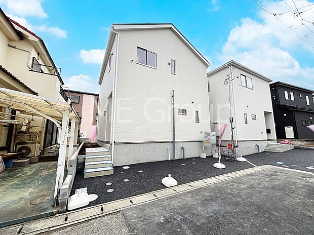 溢れる陽光でご家族の笑顔も輝く