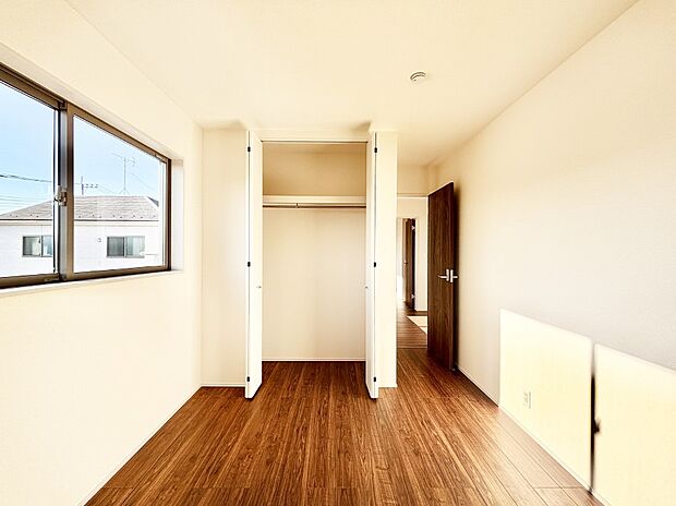 収納が充実しているので居住スペースを広々使えます