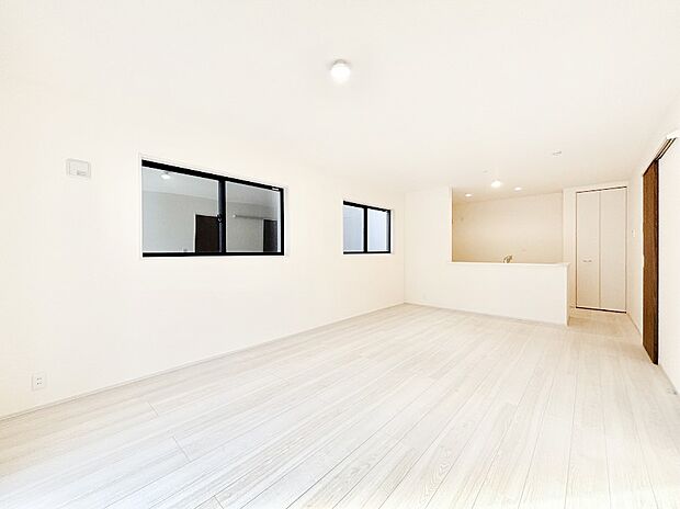 ご家族が自然と集まり、賑やかな笑い声で包まれる憩いの空間になりそうですね！