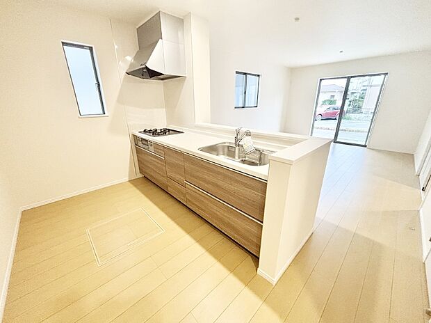 料理をしながらご家族との会話を楽しめる対面カウンターキッチン