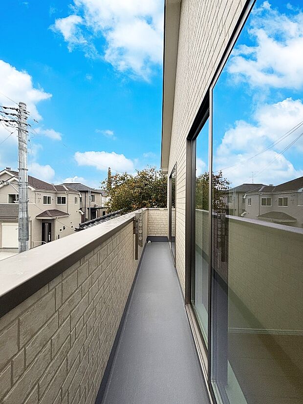 風通しの良いバルコニー