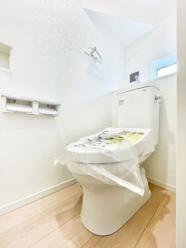 トイレは温水洗浄機能付き