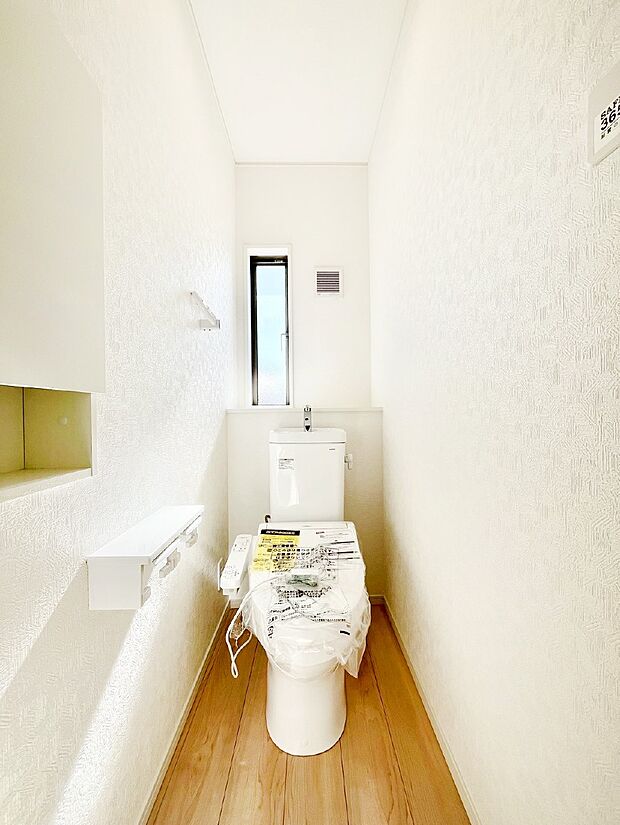 トイレは安心の2箇所！朝のバタバタも一安心です。