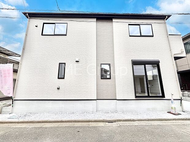 洗練された外観、上質な住空間が広がる室内は永く安心して過ごせる住居です。 