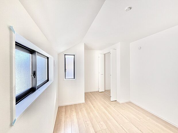 ナチュラルなフローリングはどんなインテリアにもマッチ。  