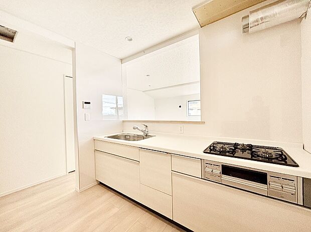 ゆとりあるキッチンではご家族と楽しくお料理ができます。