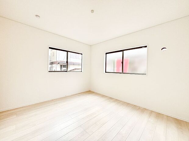 2面採光で明るさ＆風通し良好！