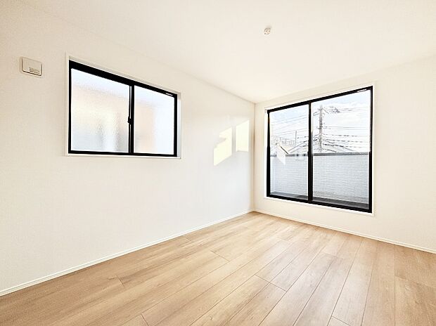 2面採光を確保した明るい空間。家族みんなが快適な暮らしを実現する設計です。  