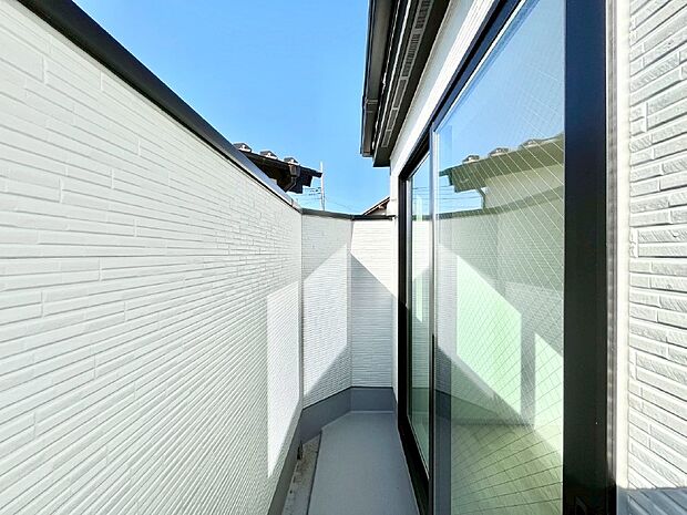 風通しの良いバルコニー