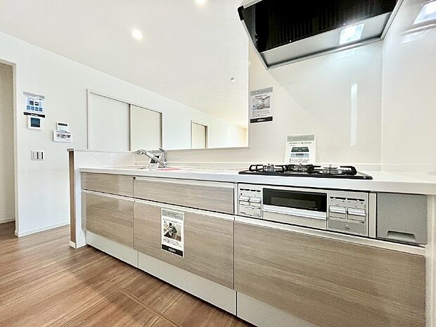 毎日使うキッチンだから、使いやすさ＆お手入れのしやすさにこだわりました。  