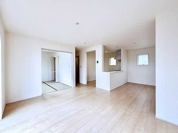 落ち着いた雰囲気のＬＤＫは家族みんなの快適空間  