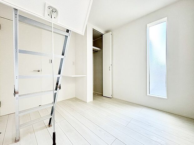 全居室2面採光＆クローゼット付きです