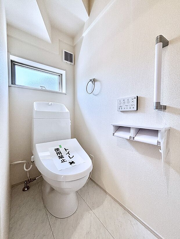 安全性を考慮し階段には手すりを設置しています