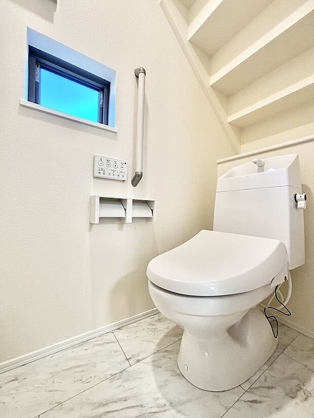 トイレは1階と2階それぞれに配置されていてとても便利です。 