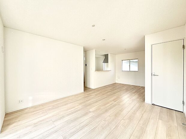 住む方の個性が引き出される、インテリアを考えるのが楽しみなリビングです！ 