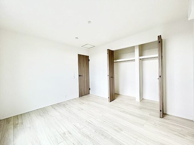 収納が充実しているので居住スペースを広々使えます