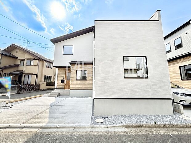 洗練された外観、上質な住空間が広がる室内は永く安心して過ごせる住居です