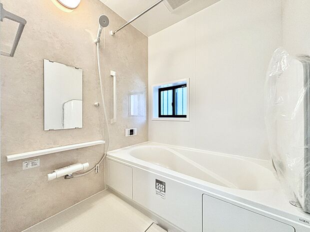 一日の疲れを癒やす大切なバスタイム。ゆっくりとお風呂を楽しんで疲れをとりたいですね!