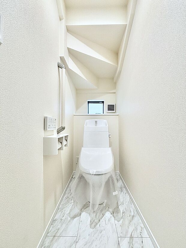 トイレは温水洗浄機能付き