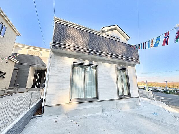 洗練された外観、上質な住空間が広がる室内は永く安心して過ごせる住居です。 