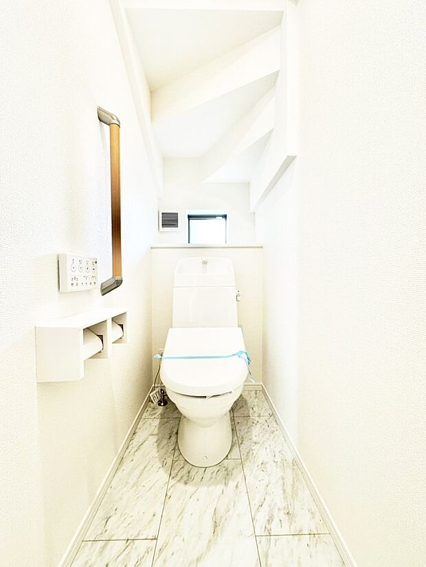 トイレは安心の2箇所！朝のバタバタも一安心です。