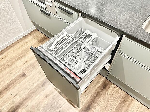 面倒なお片づけは食洗機にお任せ!家事の負担が減って、時間にも気持ちにもゆとりができます。