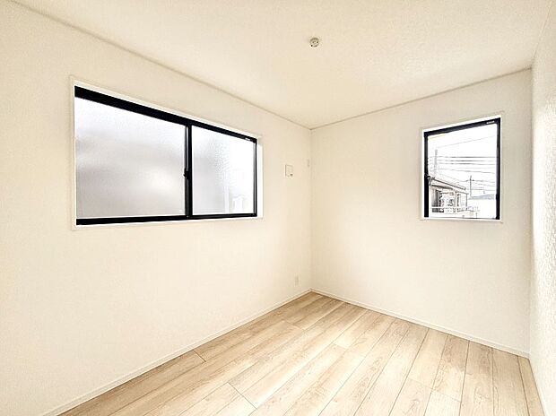 2面採光で明るさ＆風通し良好！