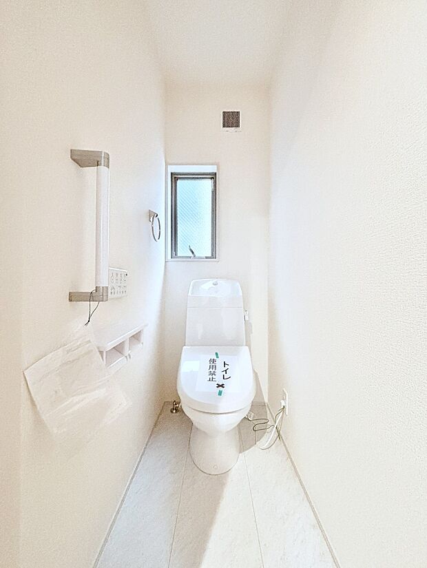 トイレは1階と2階それぞれに配置されていてとても便利です。 