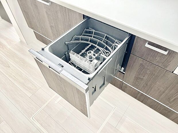 面倒なお片づけは食洗機にお任せ!家事の負担が減って、時間にも気持ちにもゆとりができます。