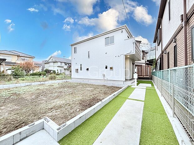 たっぷりの陽光と心地よい風が舞い込む住まい