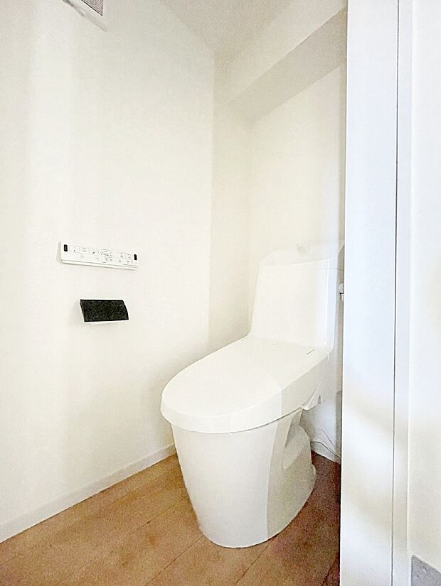 トイレは1階と2階それぞれに配置されていてとても便利です。