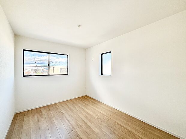 2面採光なので、明るく風通しも良く心地良い生活が送れます。