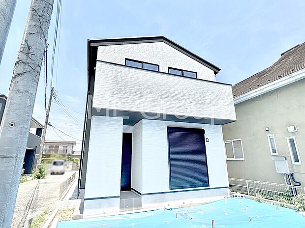 たっぷりの陽光と開放感に包まれる明るい住まい