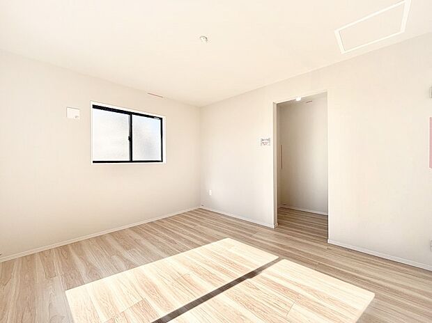 ナチュラルなフローリングはどんなインテリアにもマッチ。  