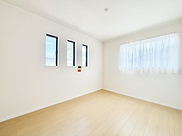 2面採光を確保した明るい空間。家族みんなが快適な暮らしを実現する設計です。