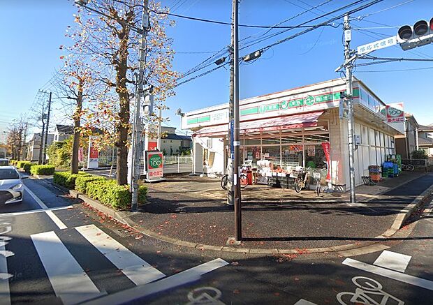 コンビニ 500m ローソンストア100 新松戸南店